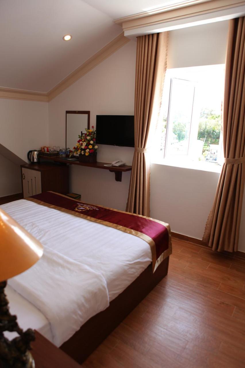 Dalat Luxury Hotel エクステリア 写真
